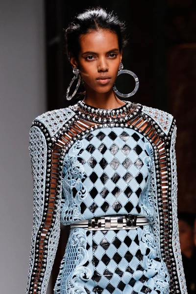 Look 36